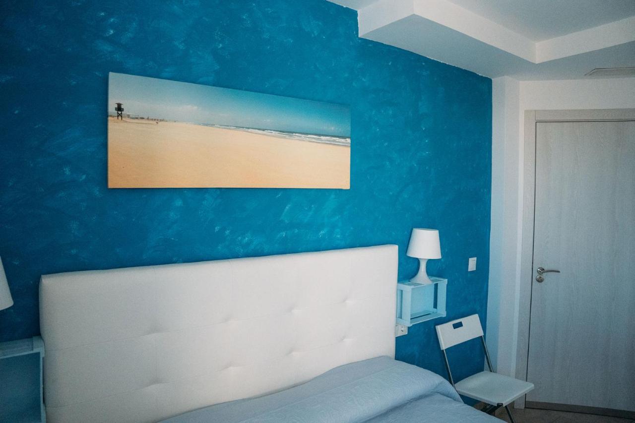 Hostal Brisas De Conil Conil De La Frontera Exteriér fotografie
